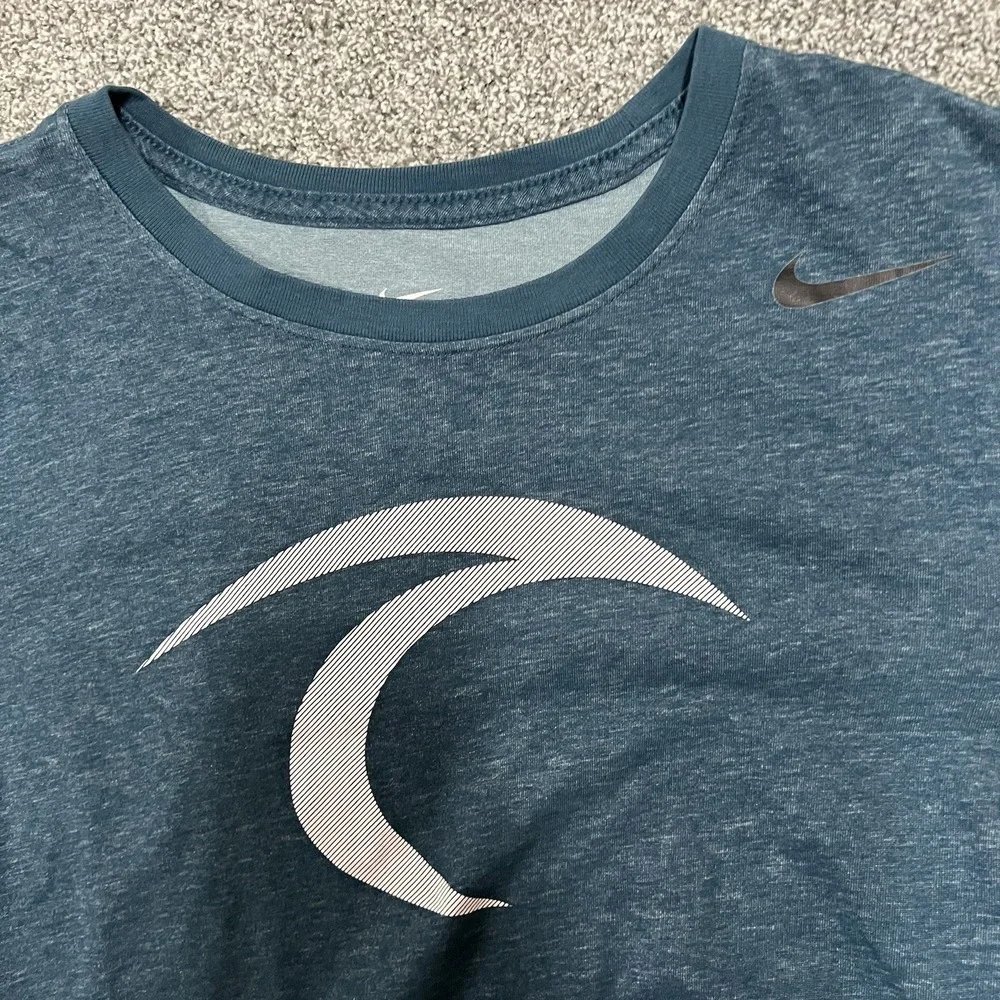 Nike Dri Fit Mens Small Long Sleeve Fishing Shirt Blue Athletic Performance Tee